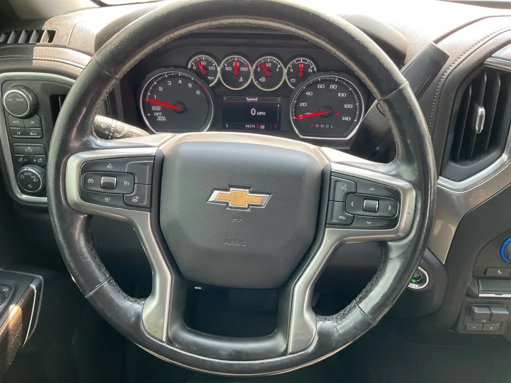 Used 2020 SATIN STEEL METALLIC Chevrolet LT image 15