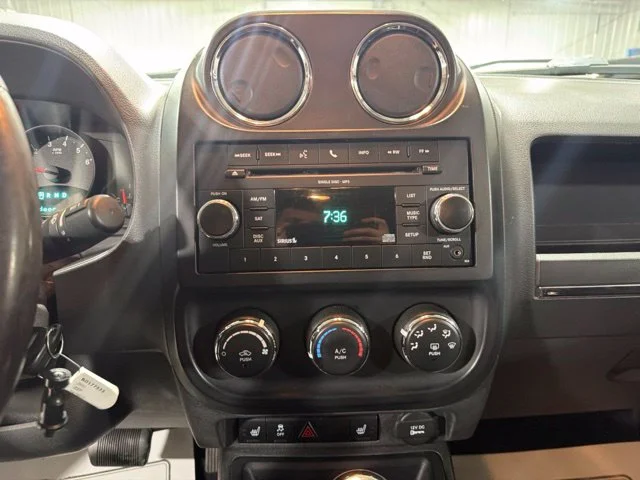 Used 2011 White Jeep Sport image 23