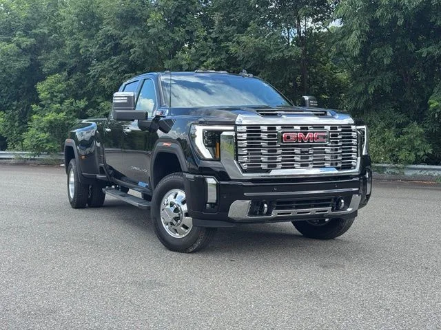 2026 GMC Sierra 3500HD Denali