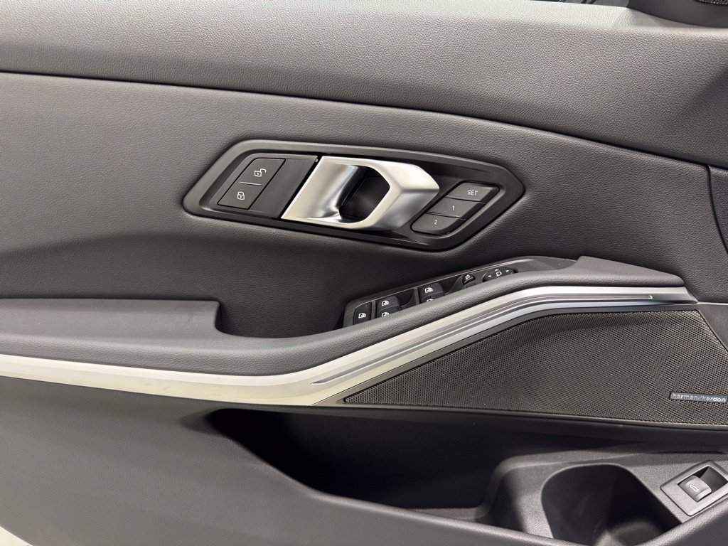 2026 BMW 3 Series 330i - Photo 16