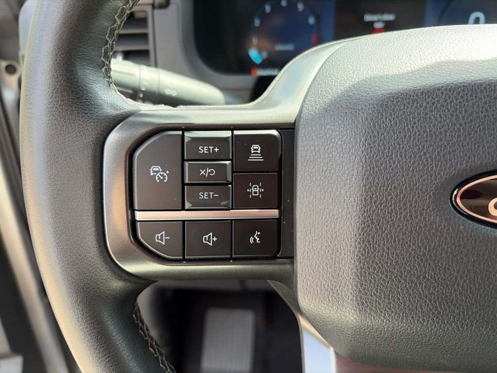 Used 2024 Silver Ford XLT image 25