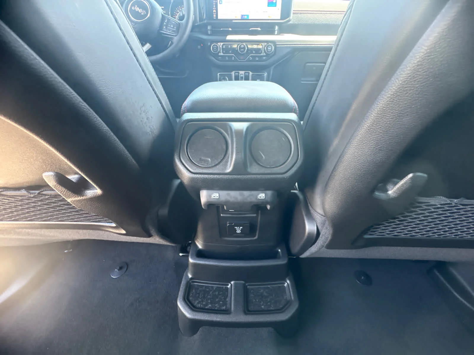 New 2026 Goldilocks Exterior Paint Jeep Rubicon X image 14