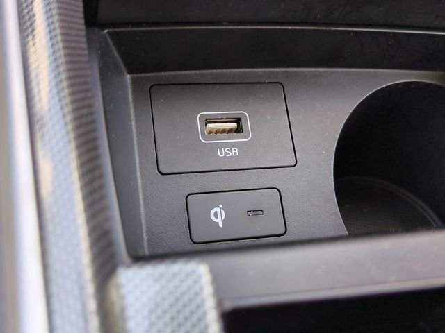 Used 2022 Gray Hyundai SEL Convenience image 21