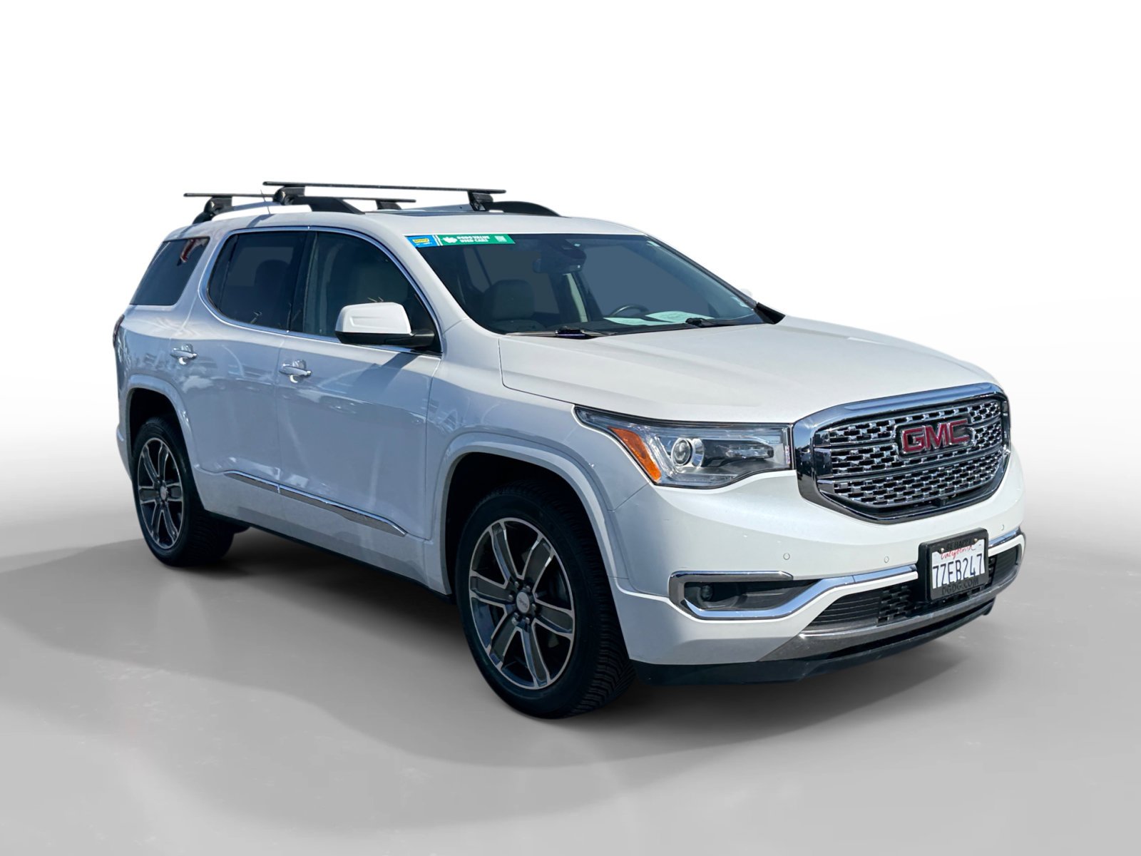 Used 2017 White Frost GMC Denali image 7