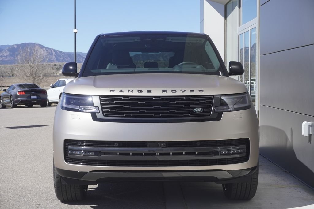 New 2026 Sunset Gold Satin Land Rover SE image 6