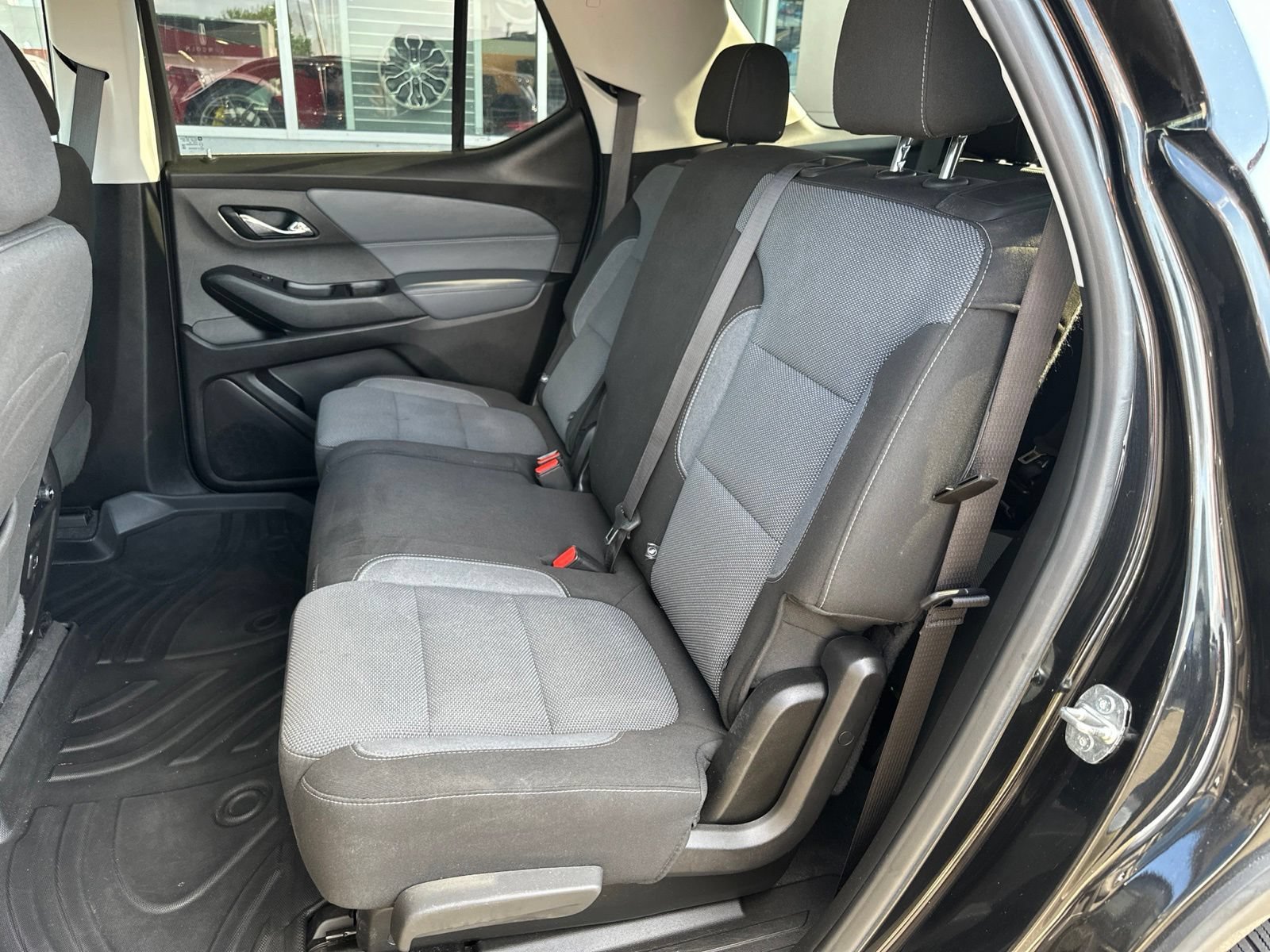 Used 2019 MOSAIC BLACK METALLIC Chevrolet LT Cloth image 16