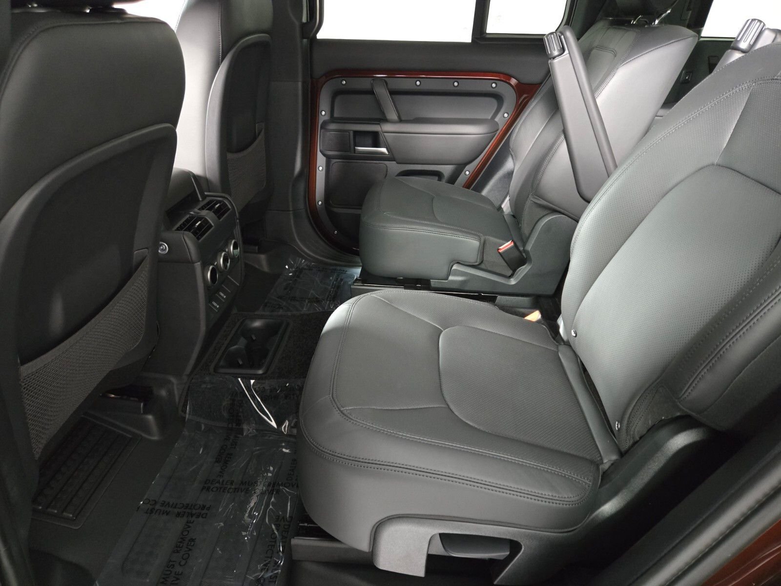 New 2026 Sedona Red Land Rover X-Dynamic SE image 5