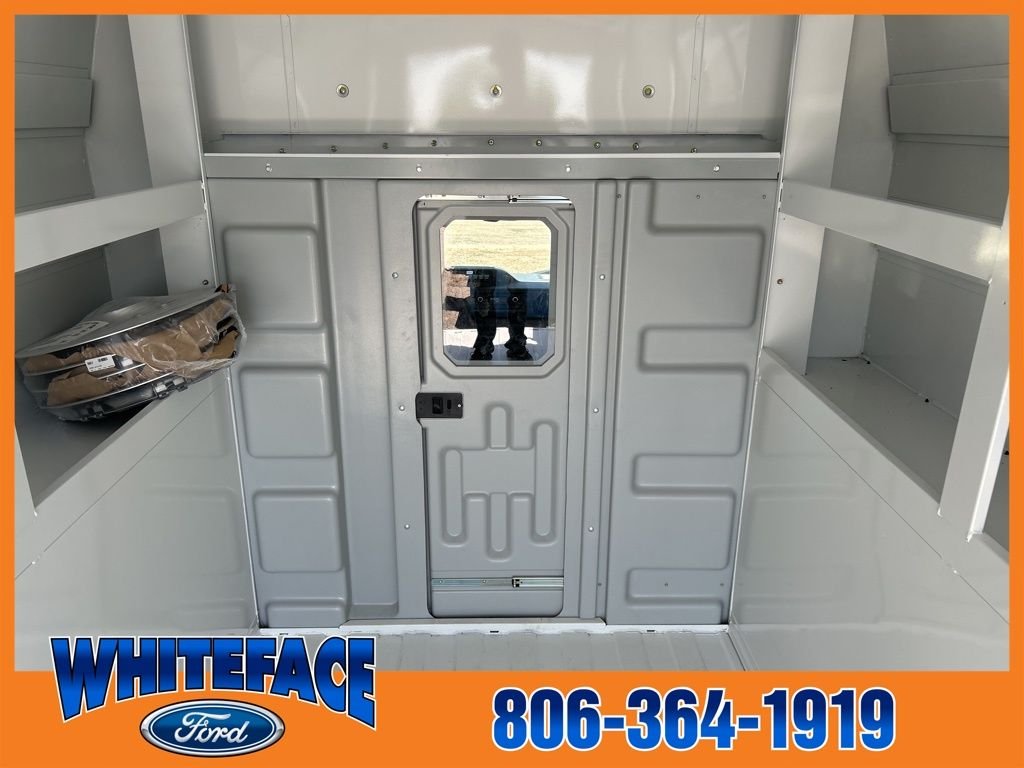 2025 Ford E-Series Cutaway Base - Photo 44