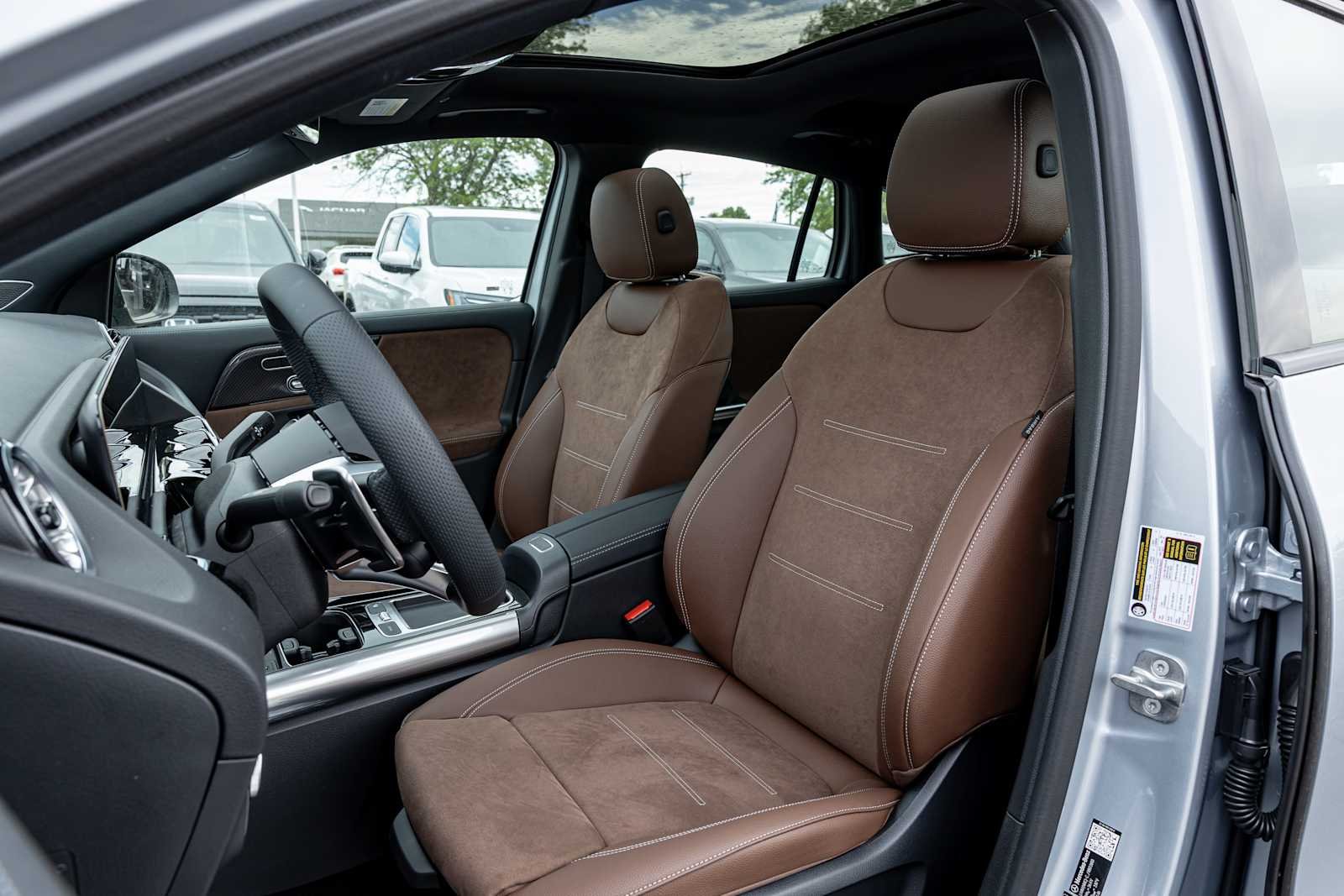 New 2026 Cirrus Silver Metallic Mercedes-Benz AMG® GLA 35 4MATIC SUV image 25