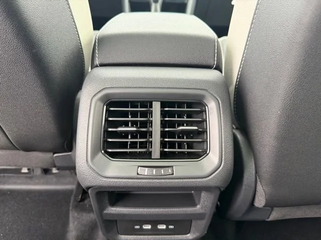 New 2026 Monterey Blue Pearl Volkswagen SE image 8