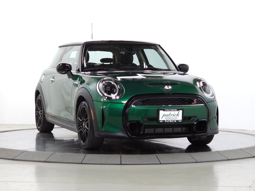 2024 MINI Hardtop Cooper S's photo