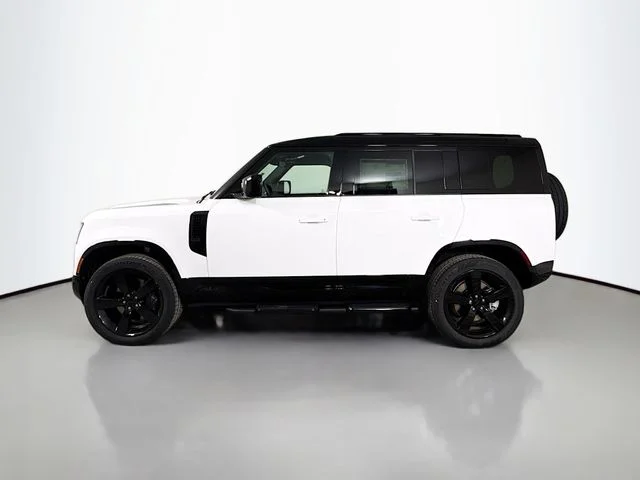 New 2026 Fuji White Land Rover X-Dynamic SE image 8