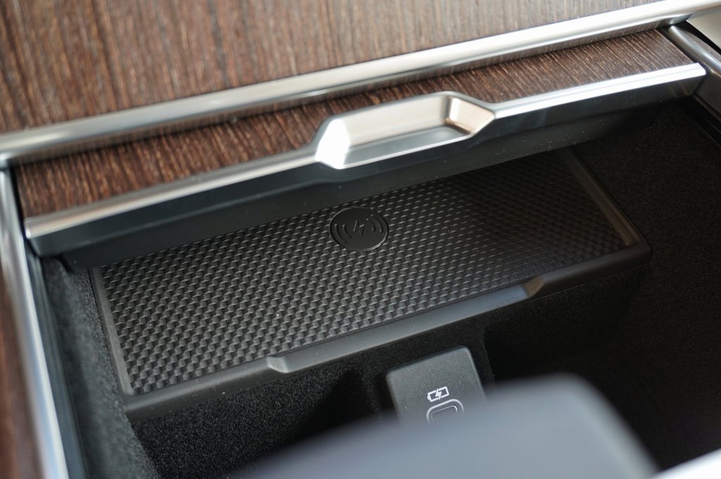 2025 LAND ROVER RANGE ROVER - Image 31