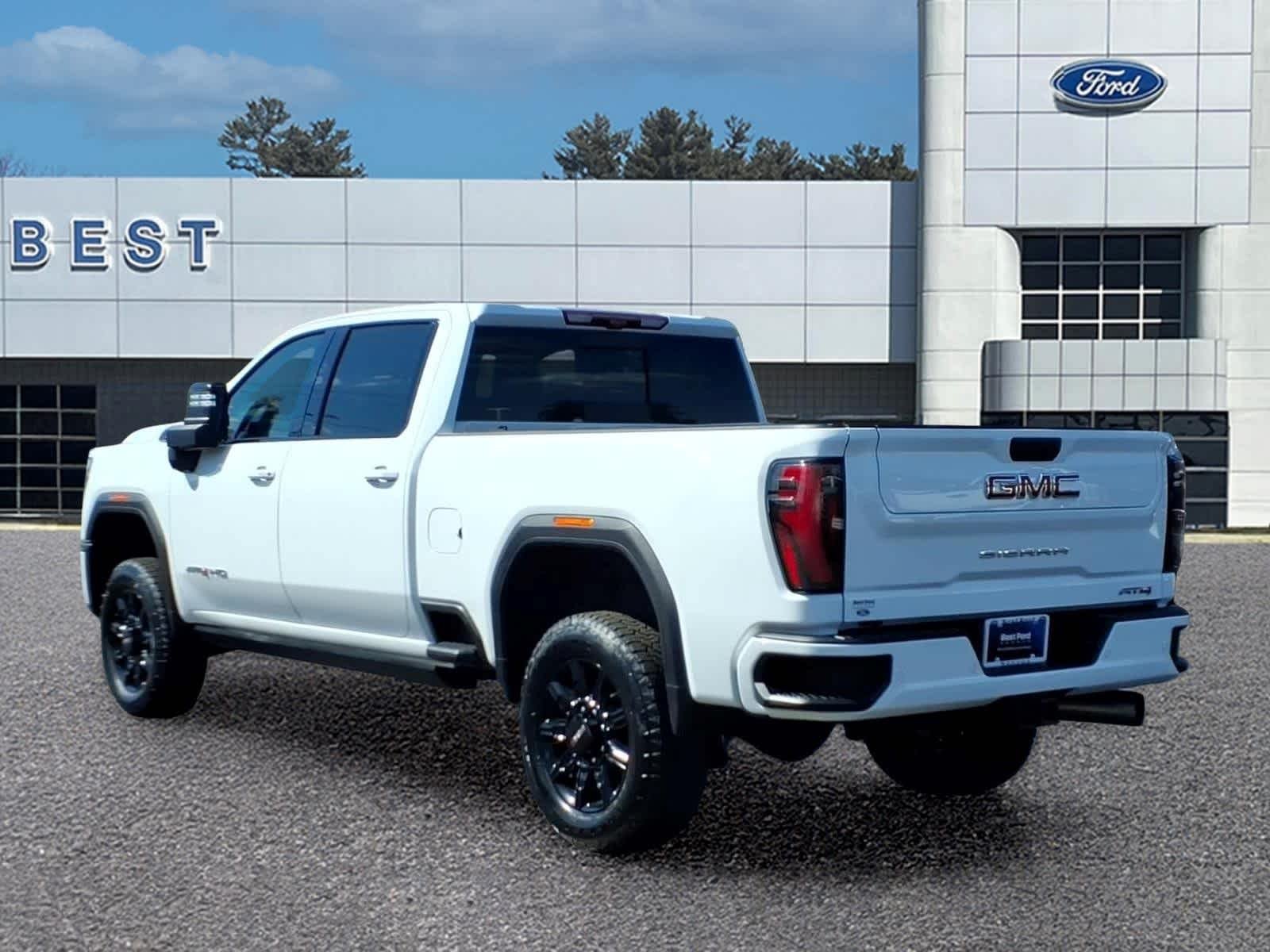 Used 2024 Summit White GMC AT4 image 4