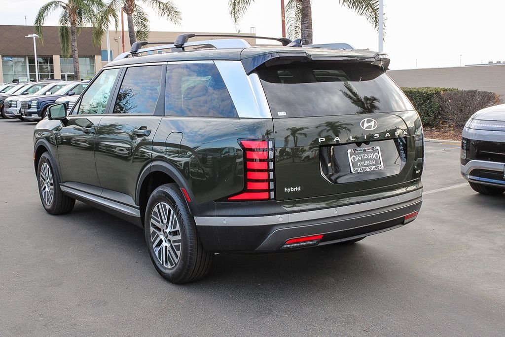New 2026 Green Hyundai SEL Premium image 7