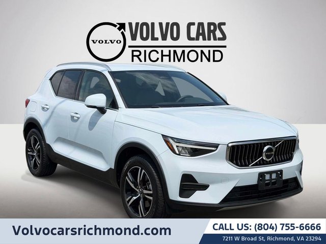 2024 Volvo XC40 B5 Core