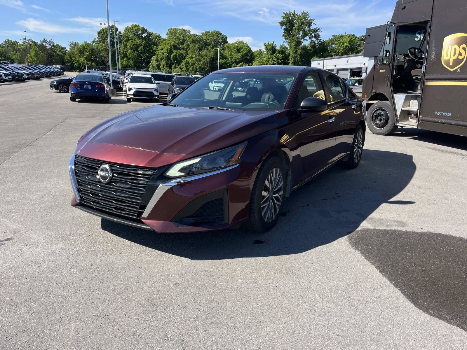 2024 Nissan Altima SV - Photo 7