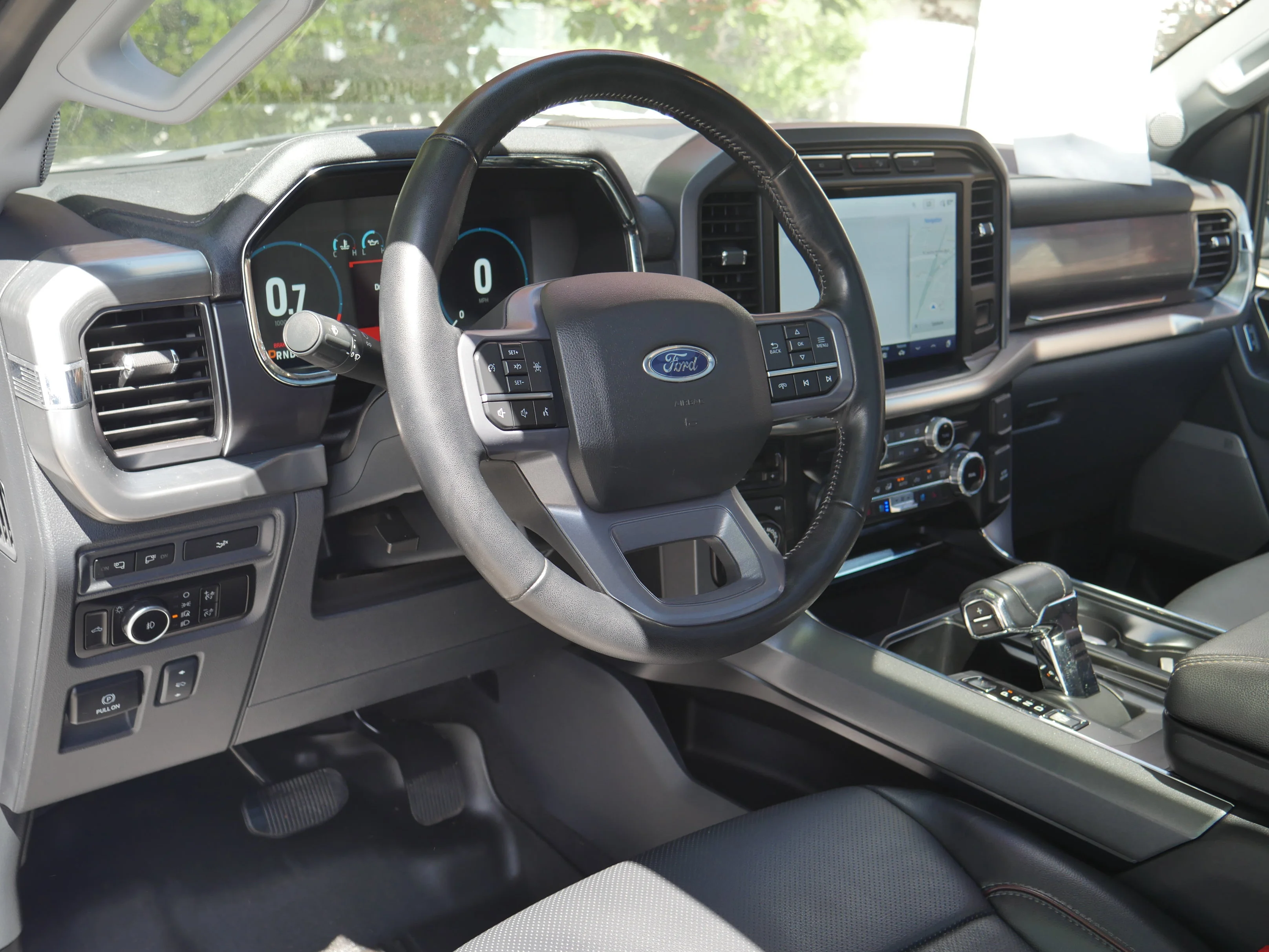 Certified Used 2023 White Ford LARIAT image 4