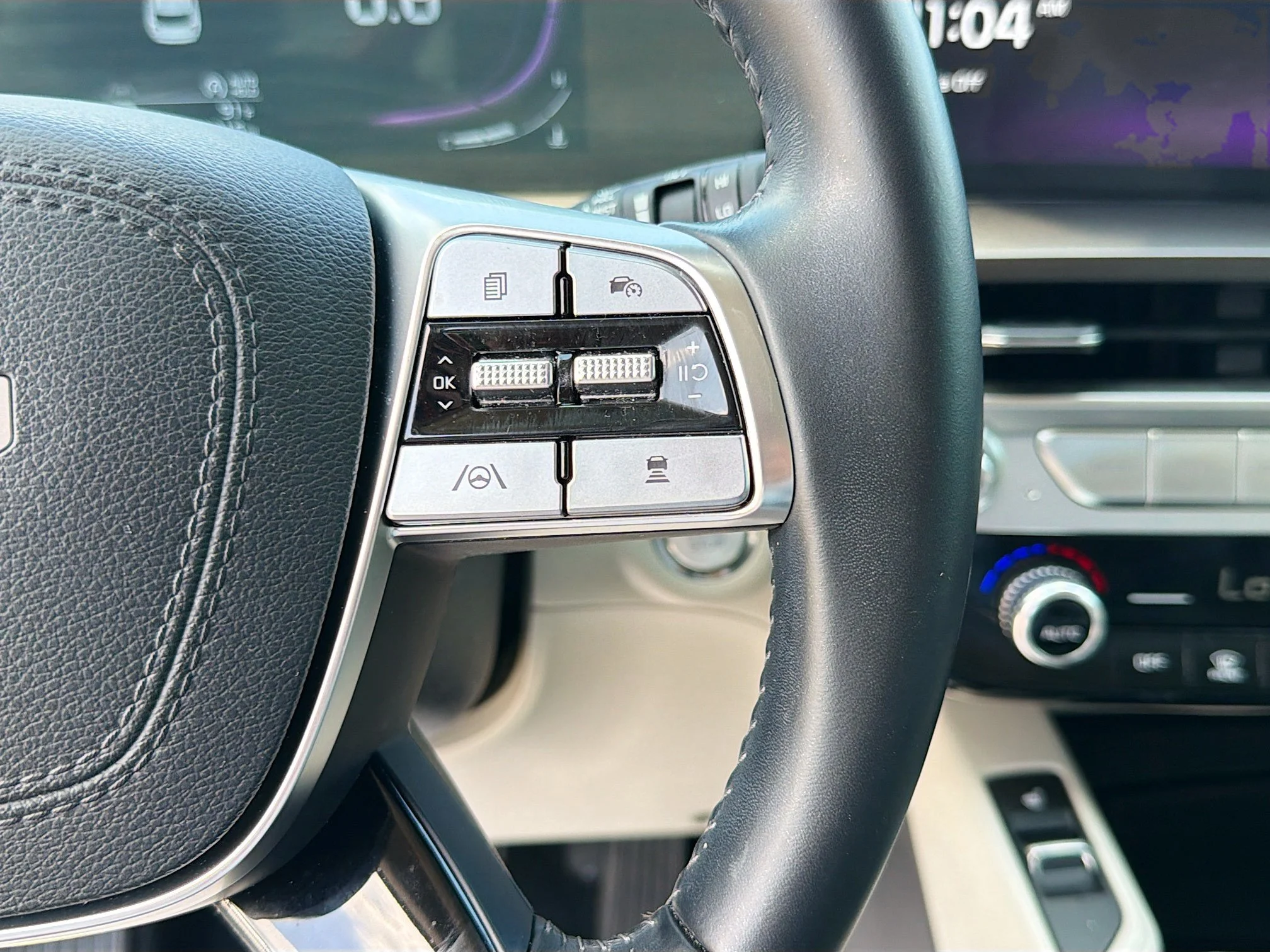 Used 2024 Ebony Black Kia S image 36