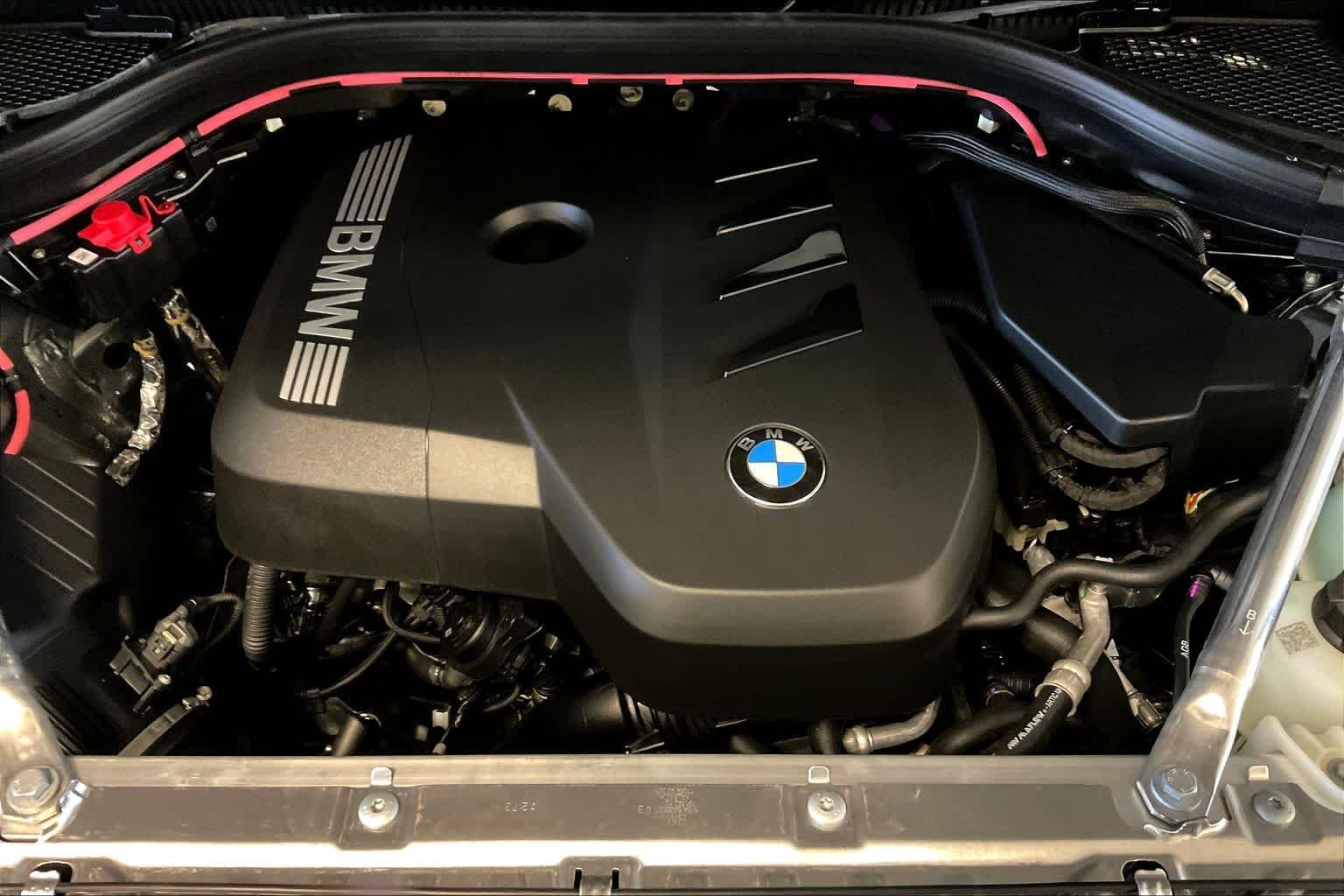 Used 2026 Skyscraper Grey Metallic BMW 30 xDrive image 17