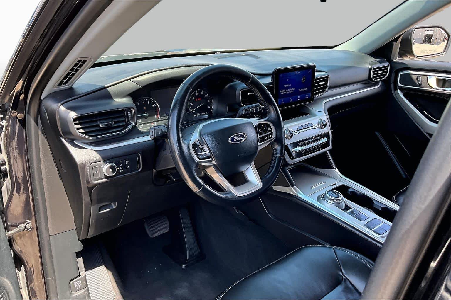 Used 2021 Agate Black Ford XLT image 18
