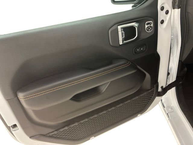 Used 2025 White Jeep Sahara 4xe image 13
