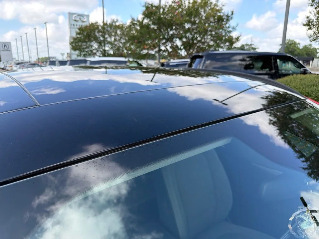 Used 2020 Red Ford SE image 4