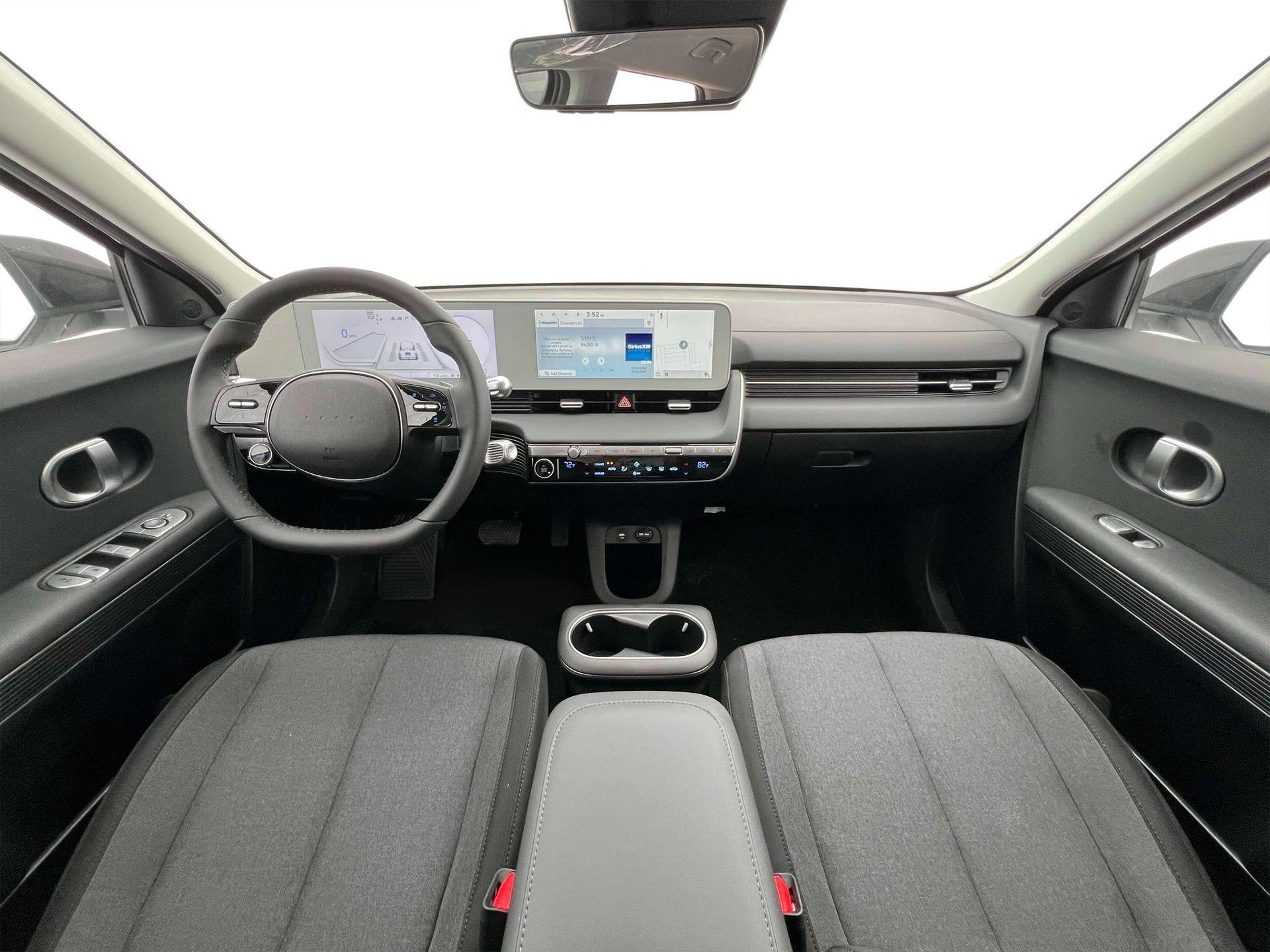 New 2024 Atlas White Hyundai SEL image 13