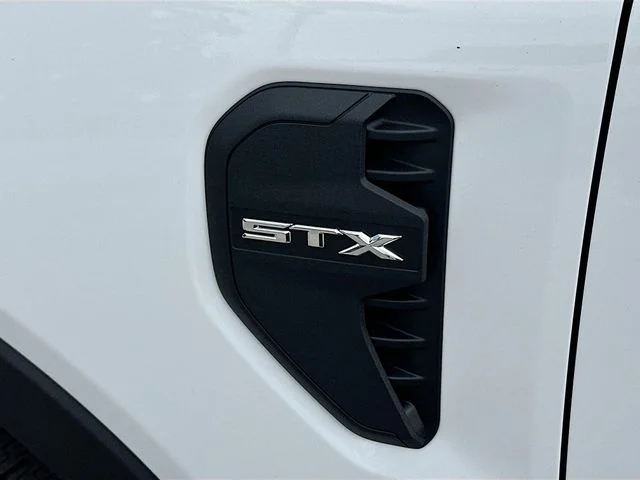 New 2026 Oxford White Ford XL image 17