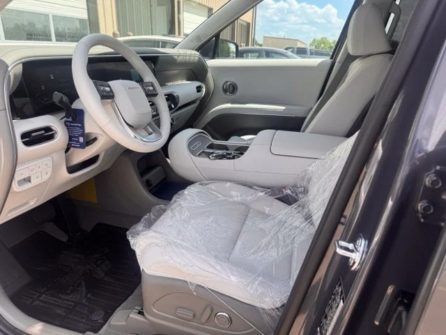 New 2026 Ecotronic Gray Pearl Hyundai Blue SEL Premium image 9