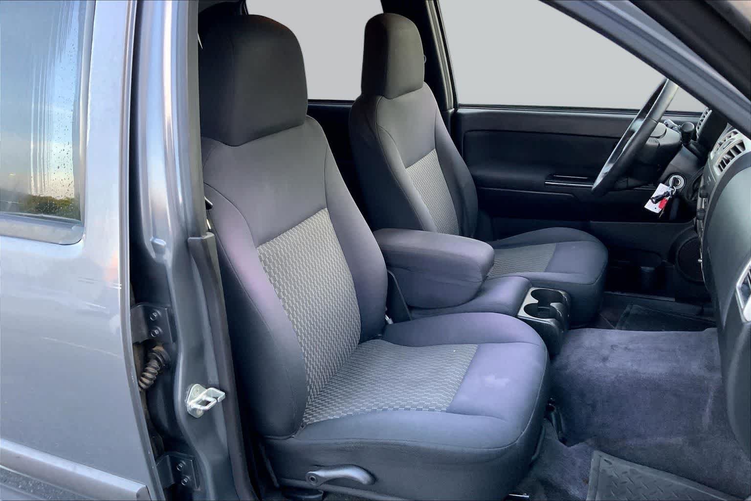 Used 2008 Dark Gray Metallic Chevrolet LT w/1LT image 8