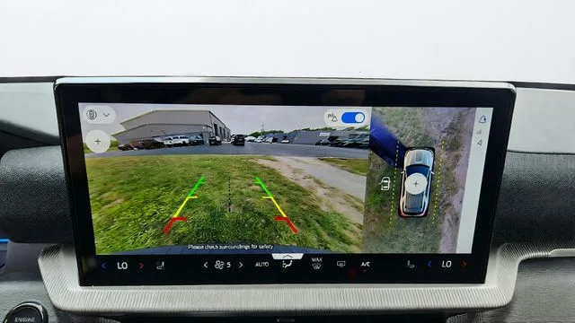 2026 Ford Explorer ST-Line - Photo 42