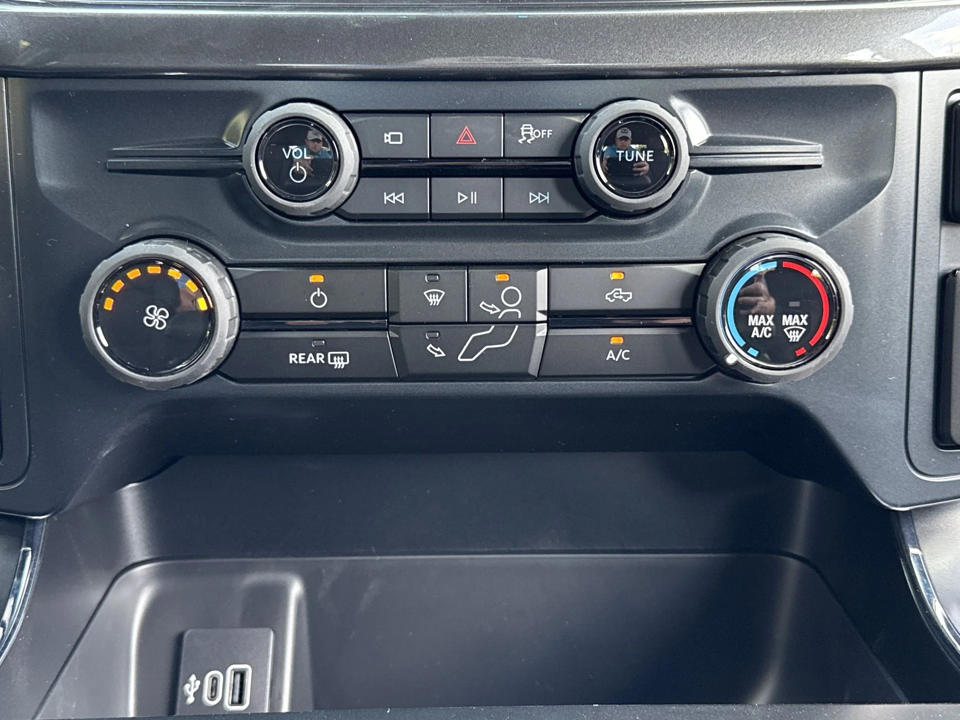 New 2026 Oxford White Ford STX® image 5