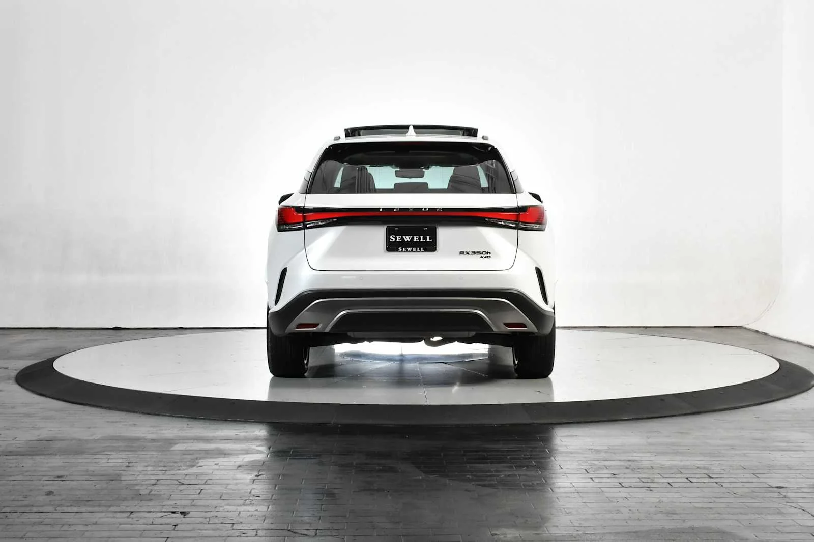 Used 2023 Eminent White Pearl Lexus Luxury image 5