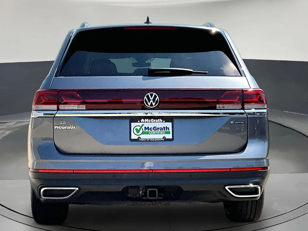 Certified Used 2025 Gray Volkswagen 2.0T SE w/Technology image 6