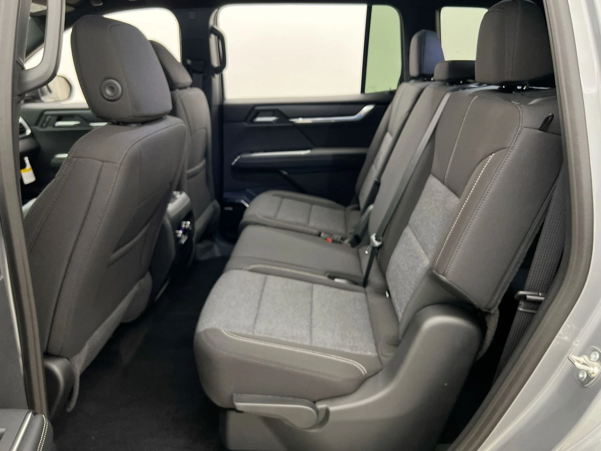 New 2026 Sterling Metallic GMC Elevation image 77