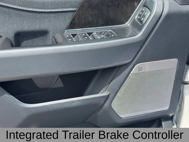 Used 2022 White Ford Lariat image 14