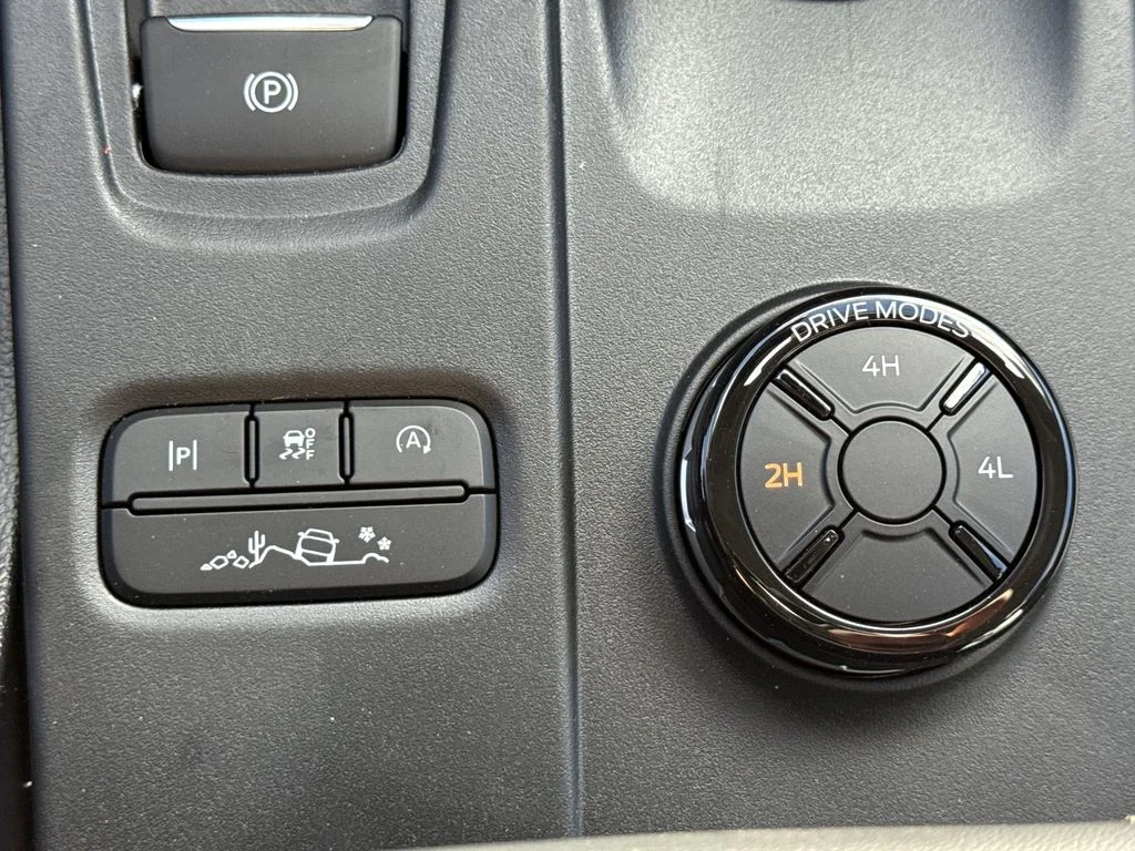 New 2026 Gray Ford XLT image 21