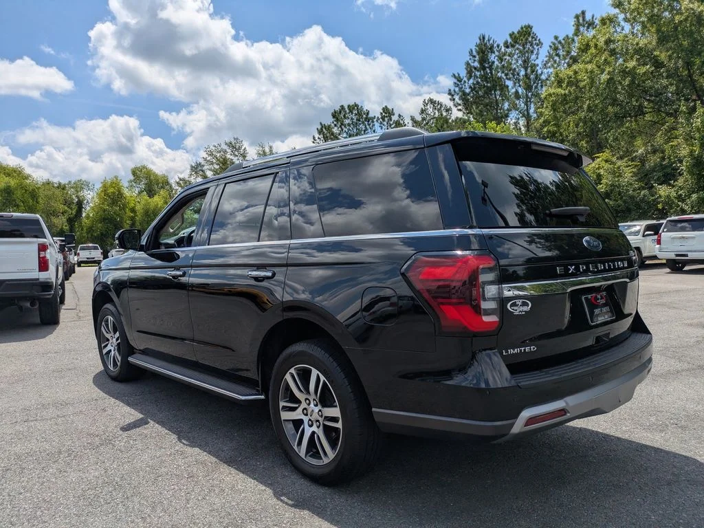 Used 2023 Black Ford Limited image 6