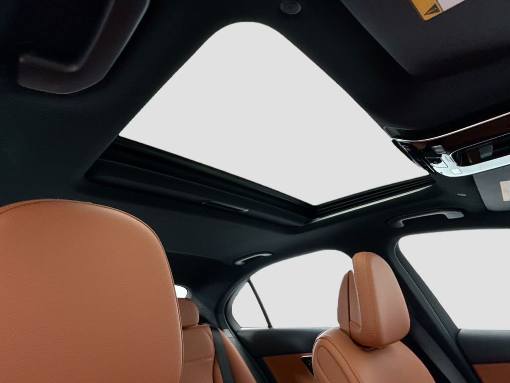 New 2026 Graphite Grey Metallic Mercedes-Benz C 300 image 17