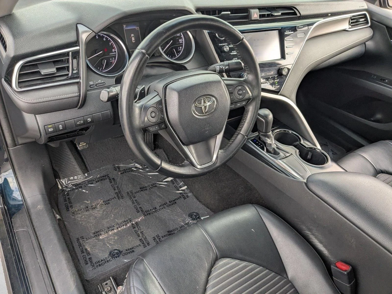 Used 2018 Galactic Aqua Mica Toyota SE image 10