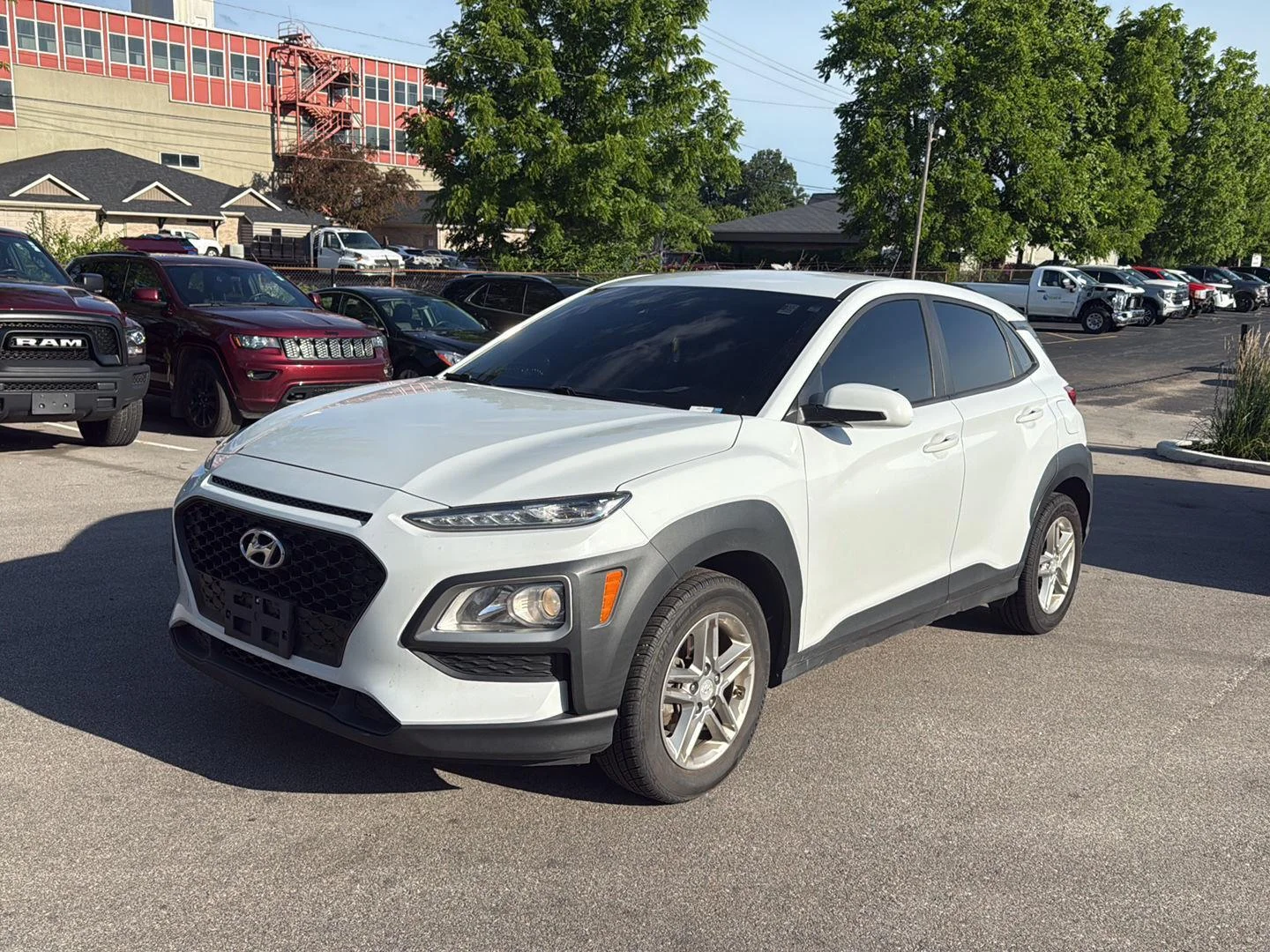 Used 2019  HYUNDAI SUV image 7