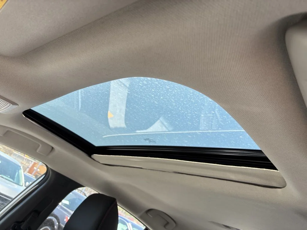 New 2026 Aspen White TriCoat / Super Black Two-tone Nissan SR image 17