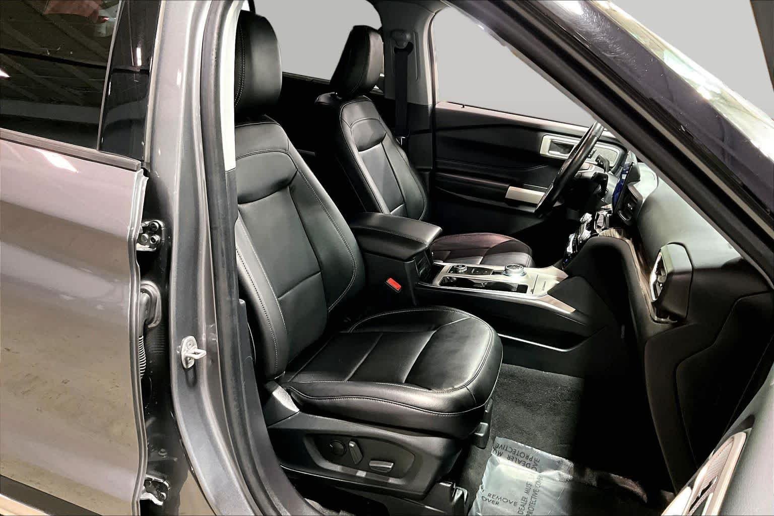 Used 2022 Carbonized Gray Metallic Ford Limited image 8
