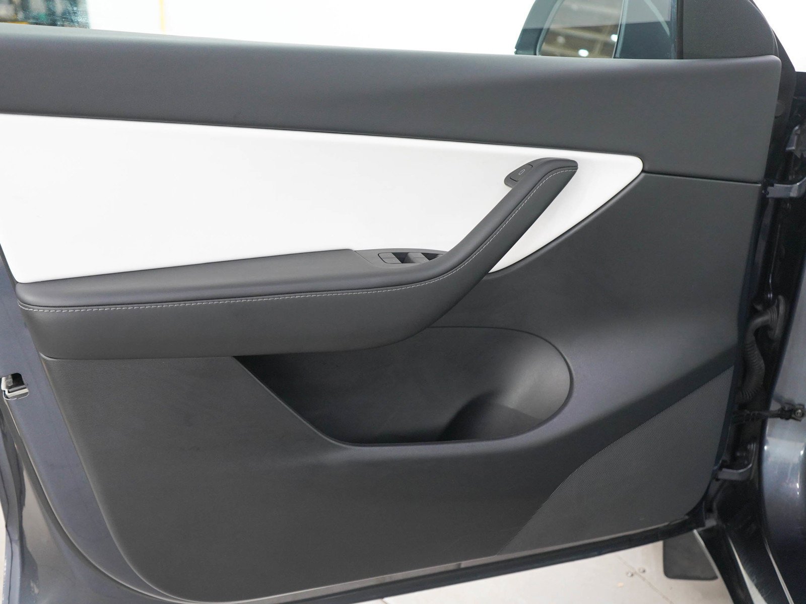 Used 2022 Gray Tesla Performance AWD image 19