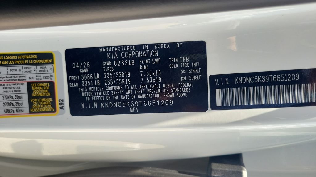 New 2026 Snow White Pearl Kia EX image 24