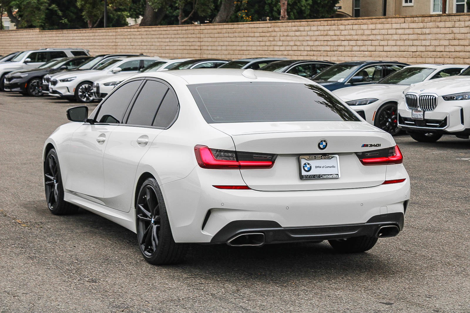 Used 2022 Alpine White BMW M340i image 4