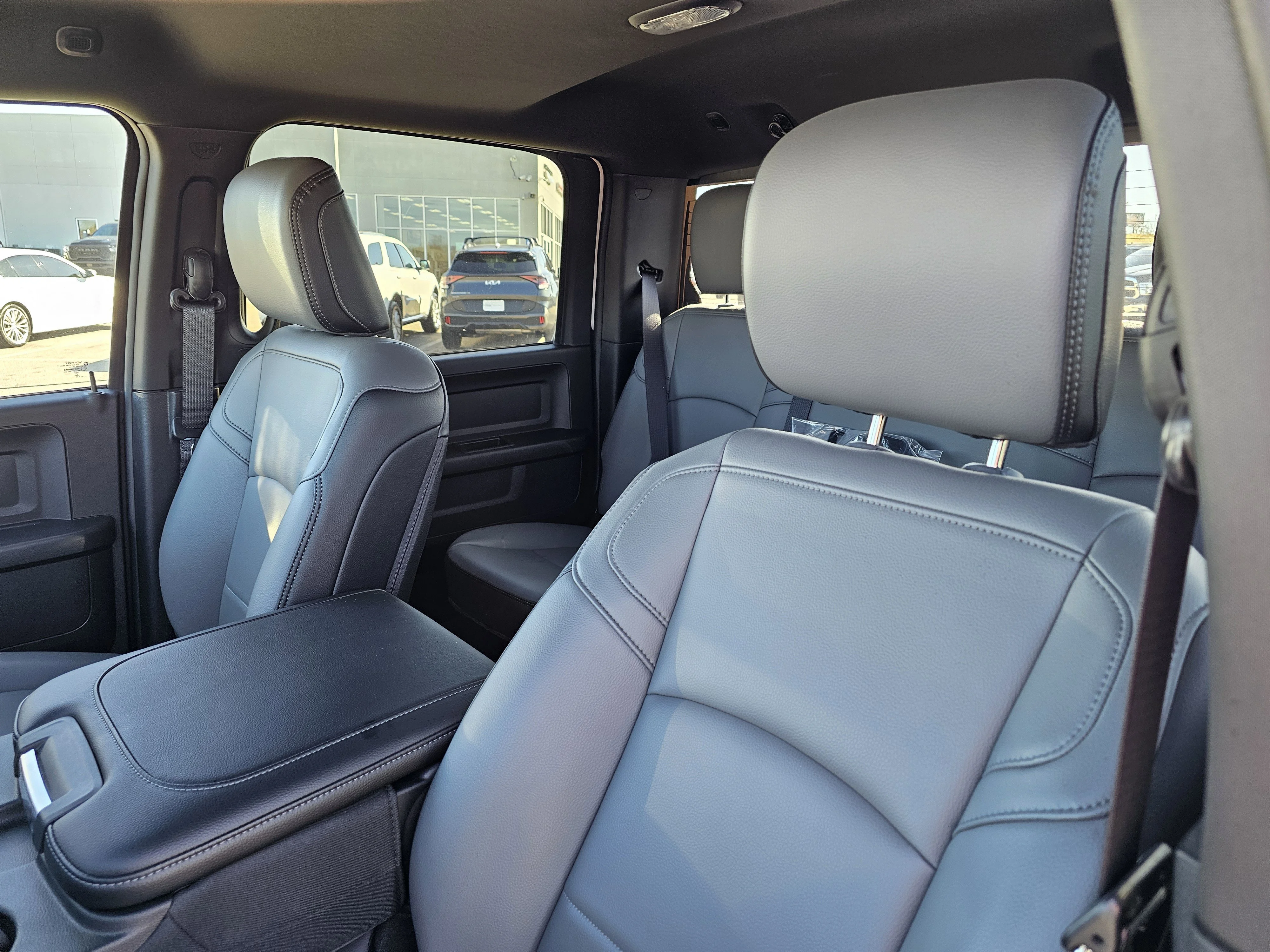 2025 RAM 2500 Tradesman - Photo 18