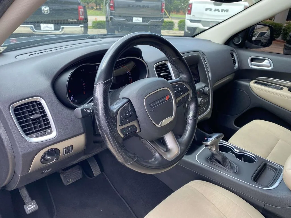 Used 2020 Blue Dodge SXT Plus image 22