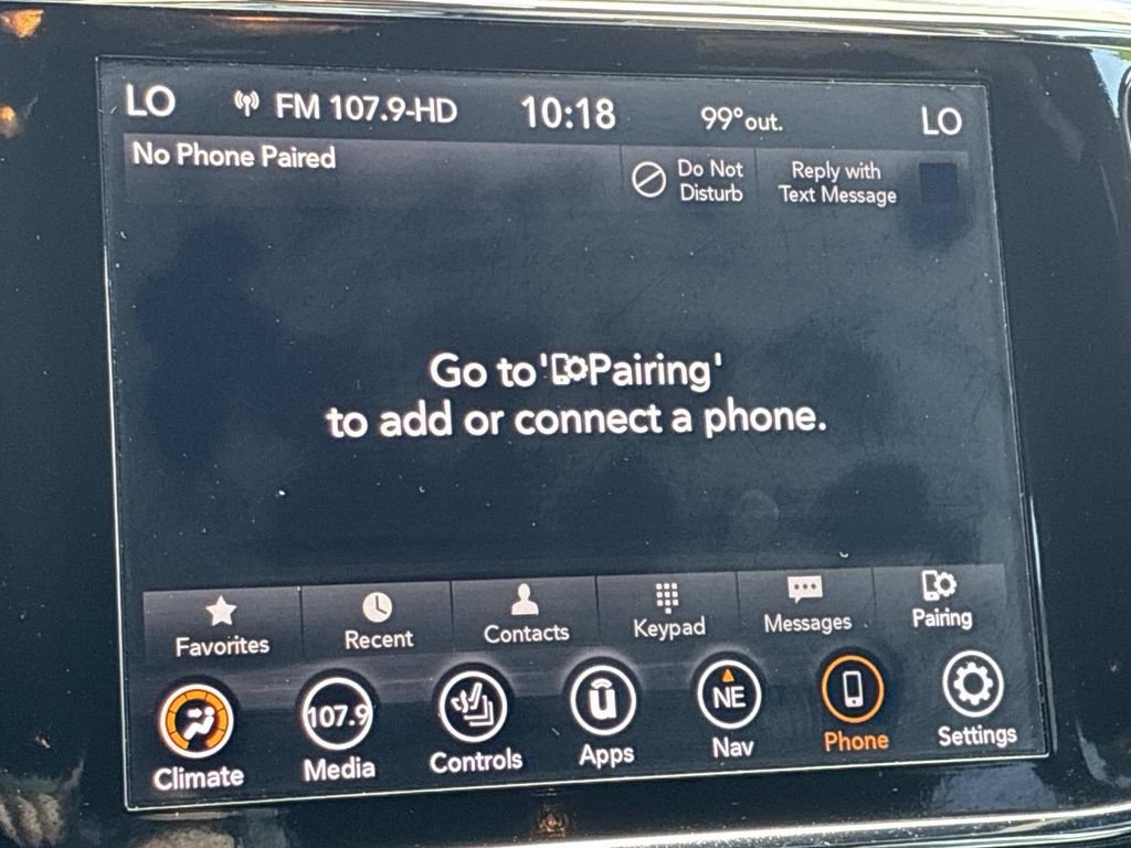 Used 2022 White Jeep Laredo X image 38